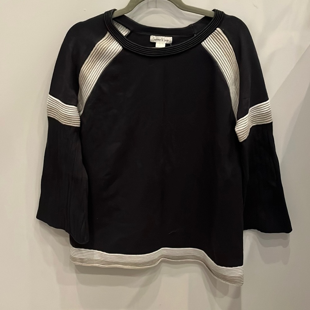 Summer & Sage Maternity Sweater Navy and Gray Size L